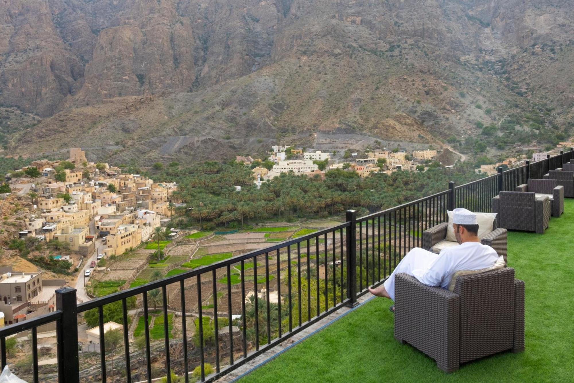 Season Inn Hotel_Bald Sayt Rustaq Buitenkant foto